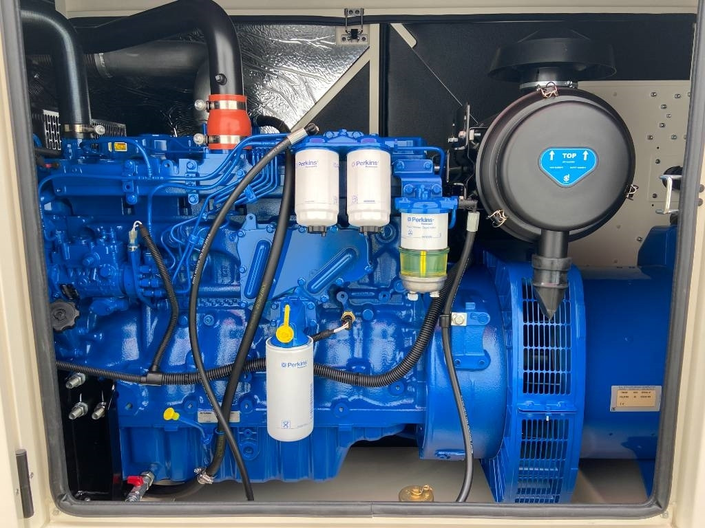 FG Wilson P165-5 - 165 kVA Genset - DPX-16010 - Generaatorikomplekt: pilt 4 FG Wilson P165-5 - 165 kVA Genset - DPX-16010 - Generaatorikomplekt: pilt 4