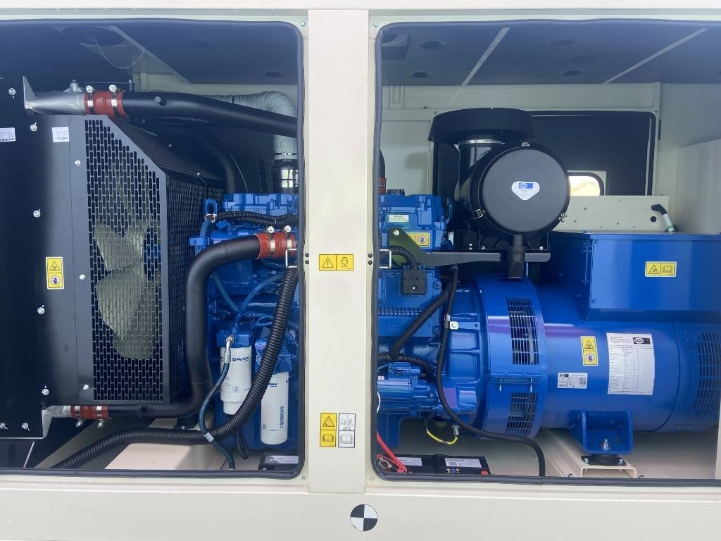 FG Wilson P275 - 275 kVA Genset - DPX-16014 - Generaatorikomplekt: pilt 5 FG Wilson P275 - 275 kVA Genset - DPX-16014 - Generaatorikomplekt: pilt 5