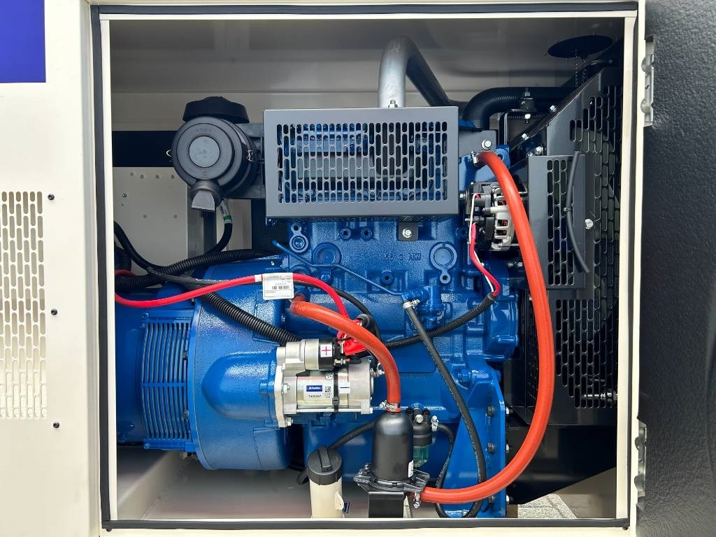 FG Wilson P33-3 - 33 kVA Genset - DPX-16003 - Generaatorikomplekt: pilt 5 FG Wilson P33-3 - 33 kVA Genset - DPX-16003 - Generaatorikomplekt: pilt 5
