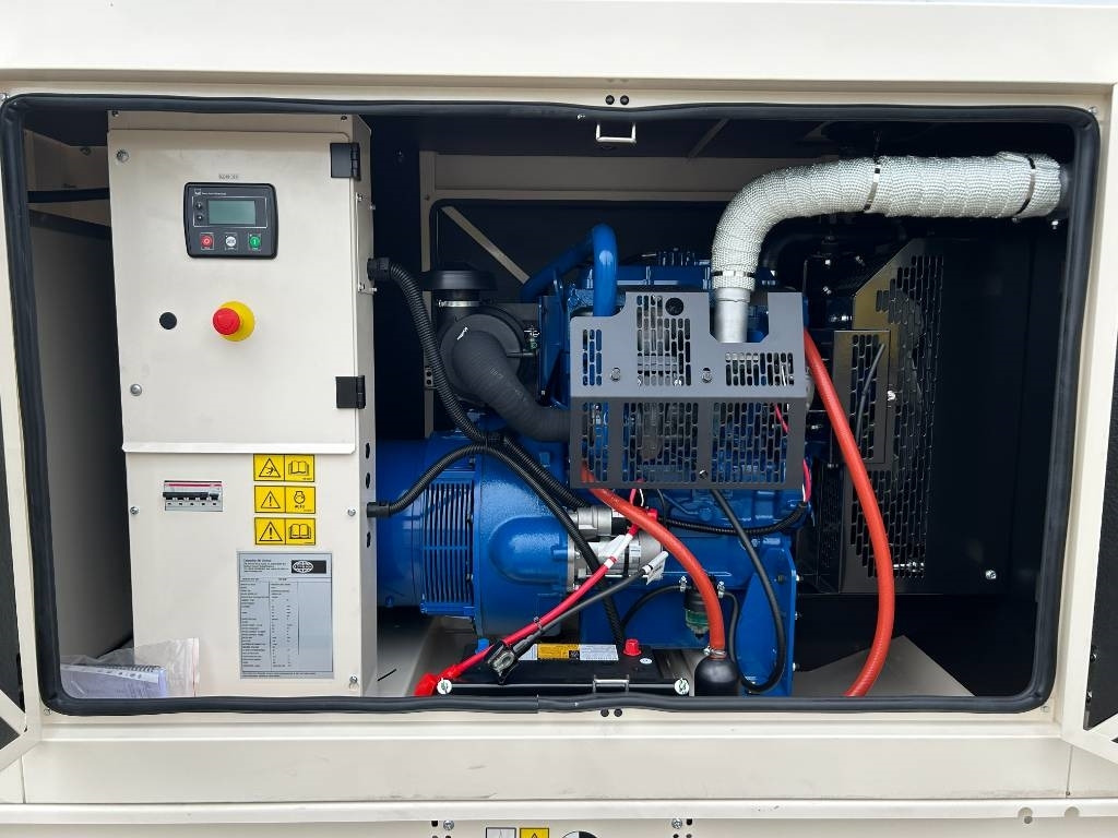 FG Wilson P55-3 - 55 kVA Genset - DPX-16005 - Generaatorikomplekt: pilt 4 FG Wilson P55-3 - 55 kVA Genset - DPX-16005 - Generaatorikomplekt: pilt 4