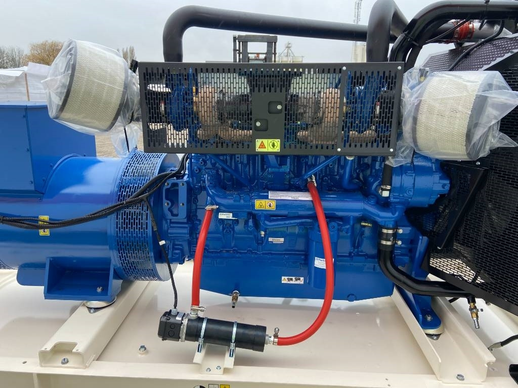 FG Wilson P660-3 - 660 kVA Open Genset - DPX-16022-O - Generaatorikomplekt: pilt 5 FG Wilson P660-3 - 660 kVA Open Genset - DPX-16022-O - Generaatorikomplekt: pilt 5