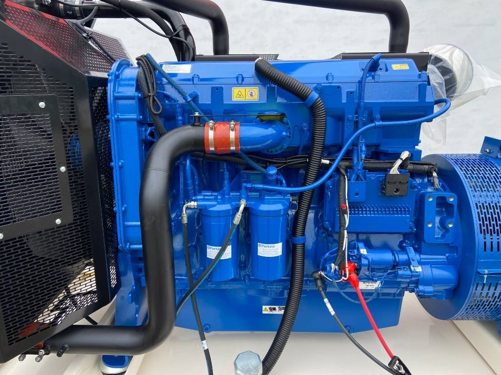 FG Wilson P660-3 - 660 kVA Open Genset - DPX-16022-O - Generaatorikomplekt: pilt 4 FG Wilson P660-3 - 660 kVA Open Genset - DPX-16022-O - Generaatorikomplekt: pilt 4