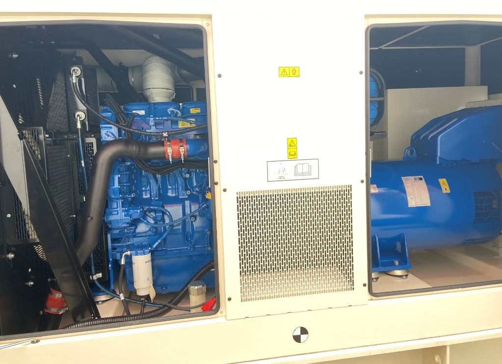 FG Wilson P850-1 - 850 kVA Genset - DPX-16024 - Generaatorikomplekt: pilt 5 FG Wilson P850-1 - 850 kVA Genset - DPX-16024 - Generaatorikomplekt: pilt 5