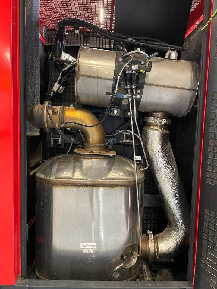 Generaatorikomplekt Himoinsa HRFW-200S5 - 200 kVA Stage V - DPX-12636: pilt 19