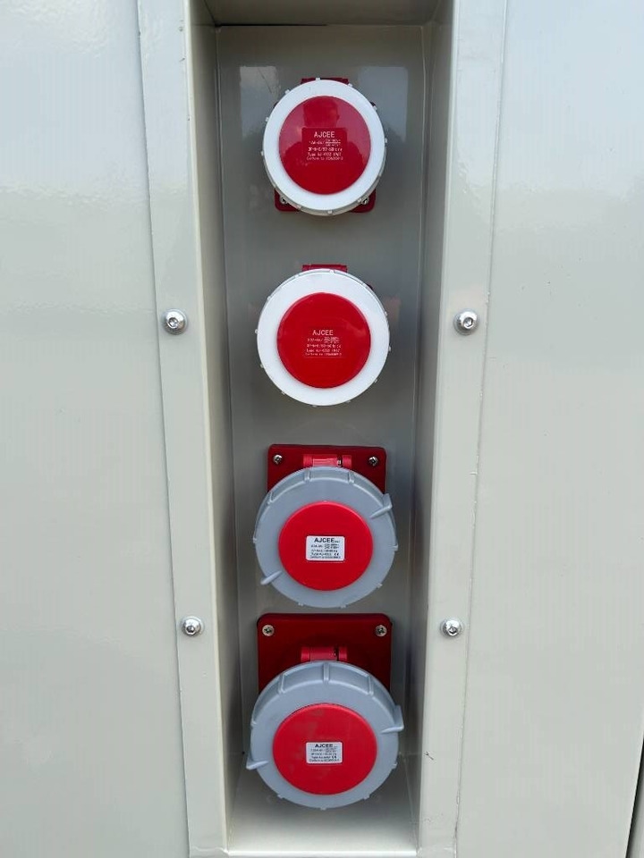 Iveco 13TE3A - 440 kVA Generator - DPX-19796 - Generaatorikomplekt: pilt 5 Iveco 13TE3A - 440 kVA Generator - DPX-19796 - Generaatorikomplekt: pilt 5