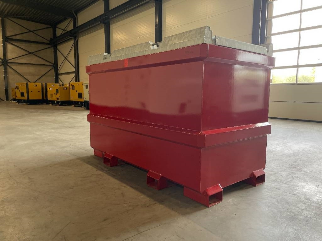New Diesel Fuel Tank 2.200 Liter - DPX-31023 - Säilitusmahuti: pilt 3 New Diesel Fuel Tank 2.200 Liter - DPX-31023 - Säilitusmahuti: pilt 3