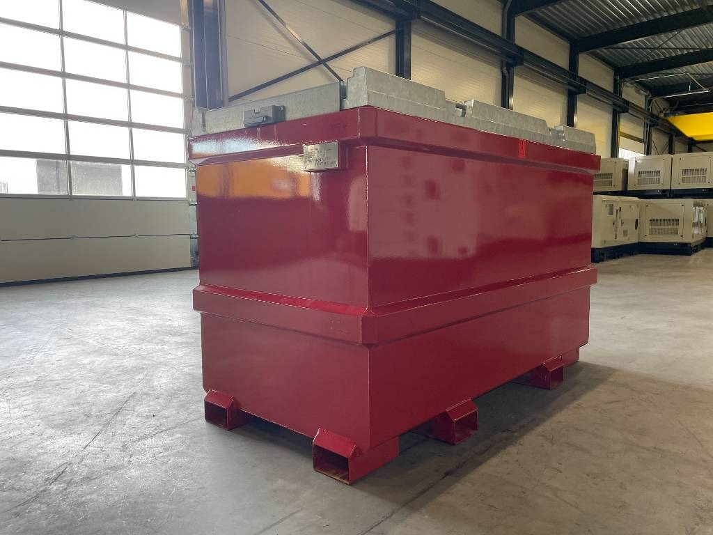 New Diesel Fuel Tank 2.200 Liter - DPX-31023 - Säilitusmahuti: pilt 4 New Diesel Fuel Tank 2.200 Liter - DPX-31023 - Säilitusmahuti: pilt 4