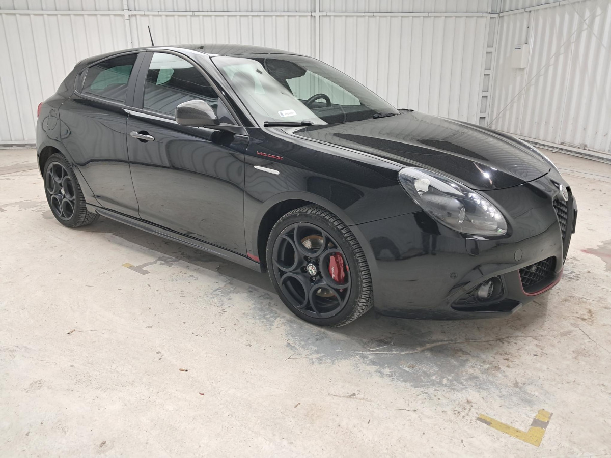 ALFA ROMEO ALFA GIULIETTA HATCHBACK - Luukpära: pilt 1 ALFA ROMEO ALFA GIULIETTA HATCHBACK - Luukpära: pilt 1
