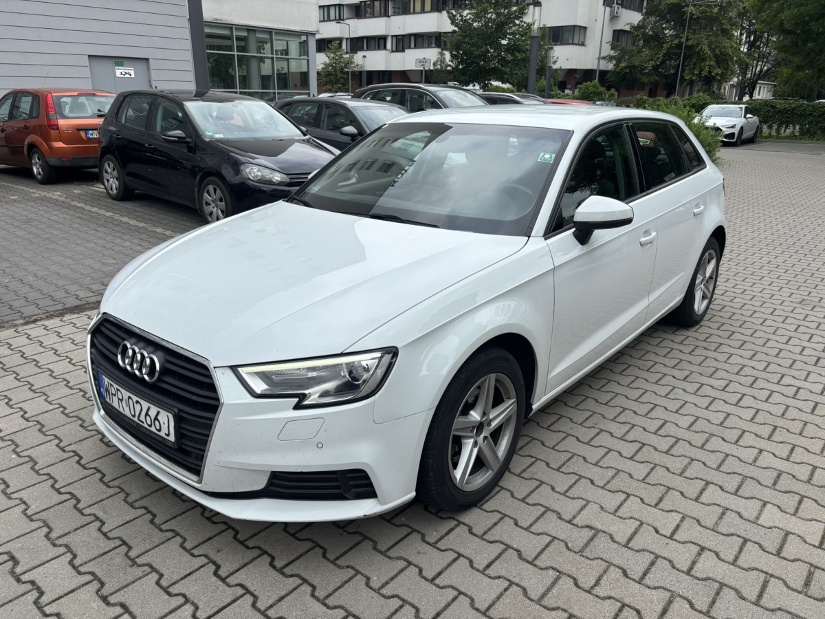 AUDI A3 HATCHBACK - Luukpära: pilt 2 AUDI A3 HATCHBACK - Luukpära: pilt 2