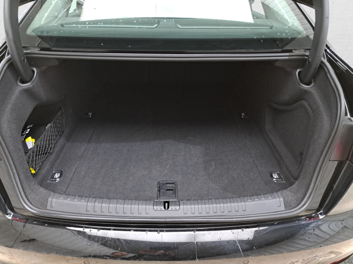 Sedaan AUDI A6 SEDAN: pilt 14