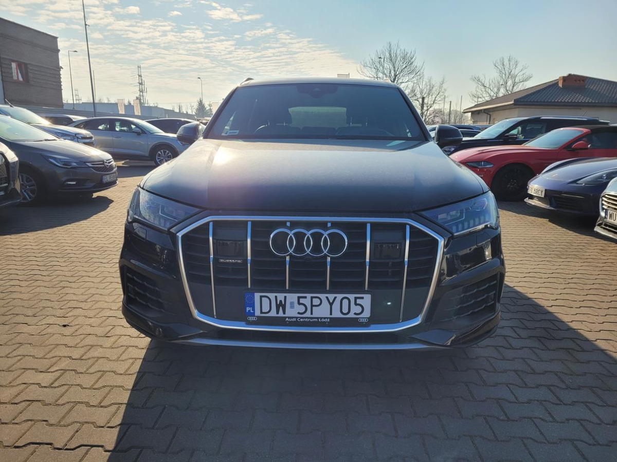 AUDI Q7 SUV - Maastur: pilt 2 AUDI Q7 SUV - Maastur: pilt 2