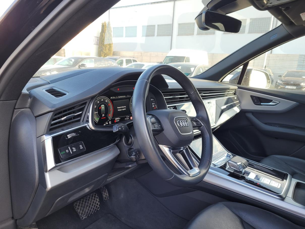 Maastur AUDI Q7 SUV: pilt 13