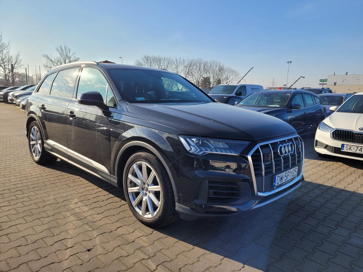 AUDI Q7 SUV - Maastur: pilt 1 AUDI Q7 SUV - Maastur: pilt 1