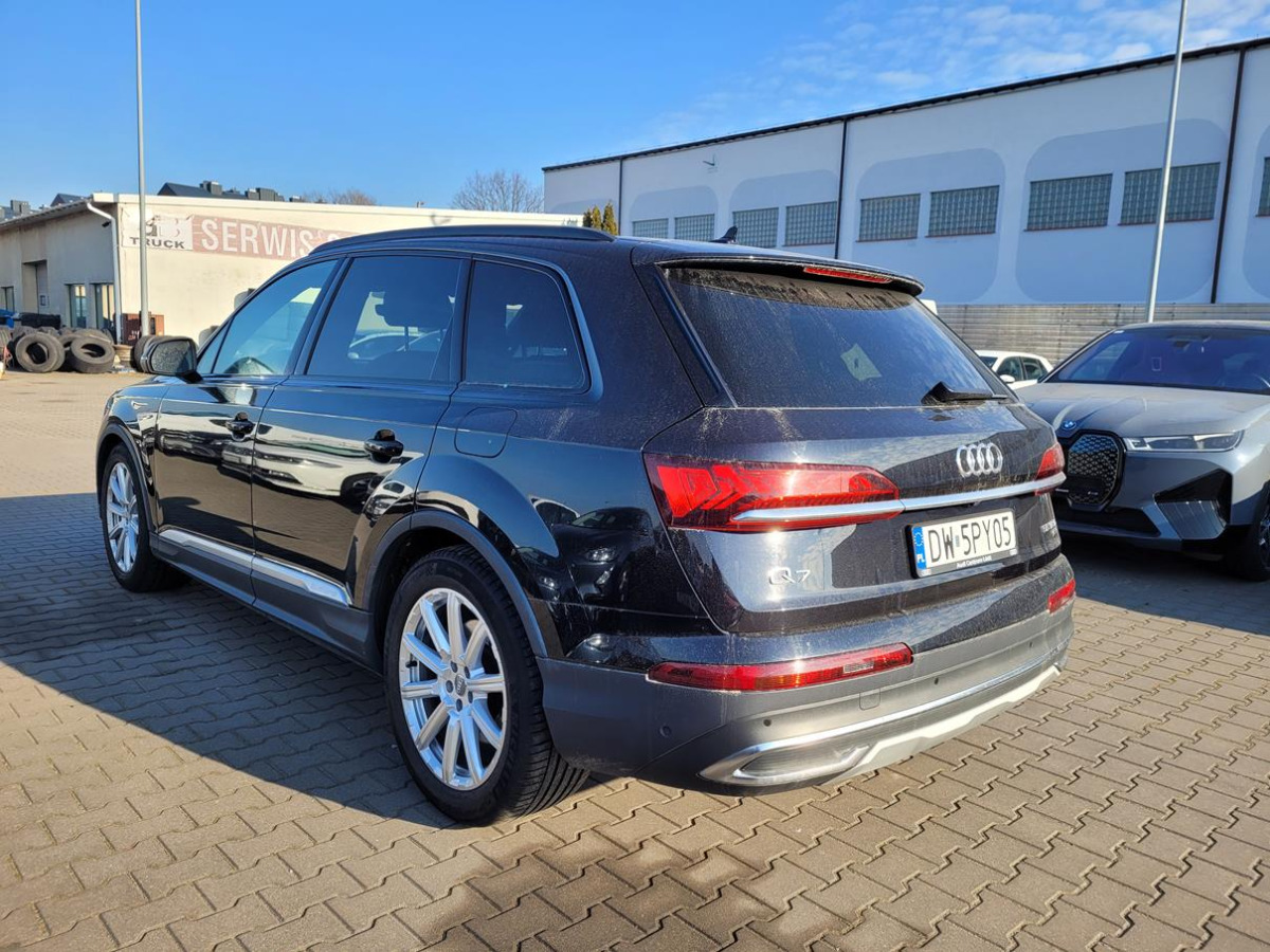 AUDI Q7 SUV - Maastur: pilt 4 AUDI Q7 SUV - Maastur: pilt 4