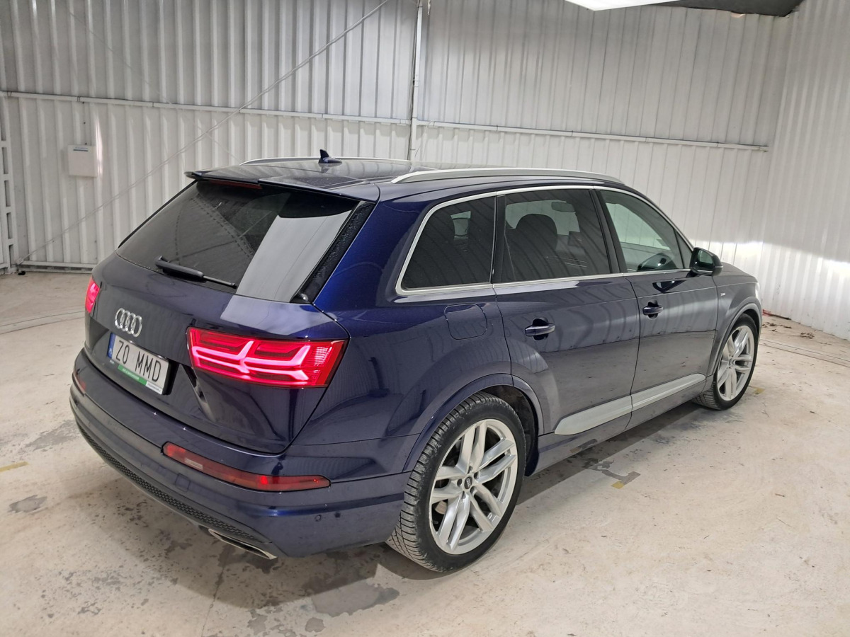AUDI Q7 SUV - Maastur: pilt 3 AUDI Q7 SUV - Maastur: pilt 3