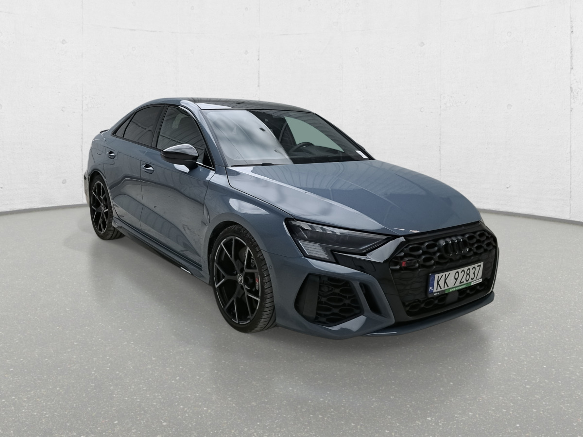 AUDI RS 3 LIMOUSINE SEDAN - Sedaan: pilt 1 AUDI RS 3 LIMOUSINE SEDAN - Sedaan: pilt 1