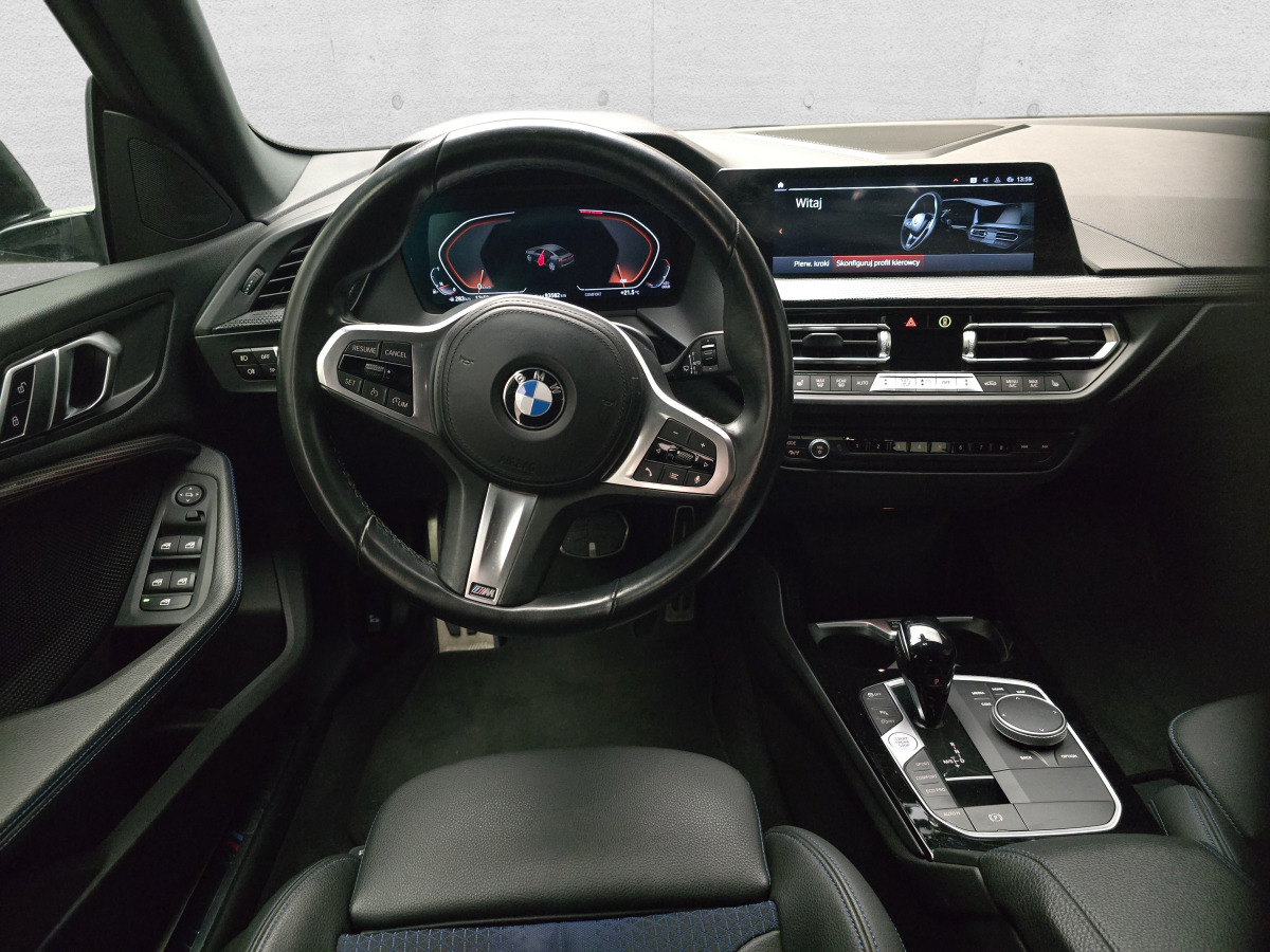 Sedaan BMW 218 I SEDAN: pilt 11