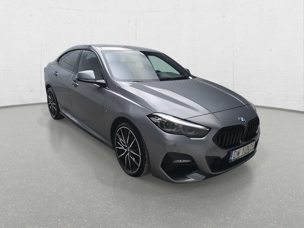 BMW 218 I SEDAN - Sedaan: pilt 2 BMW 218 I SEDAN - Sedaan: pilt 2