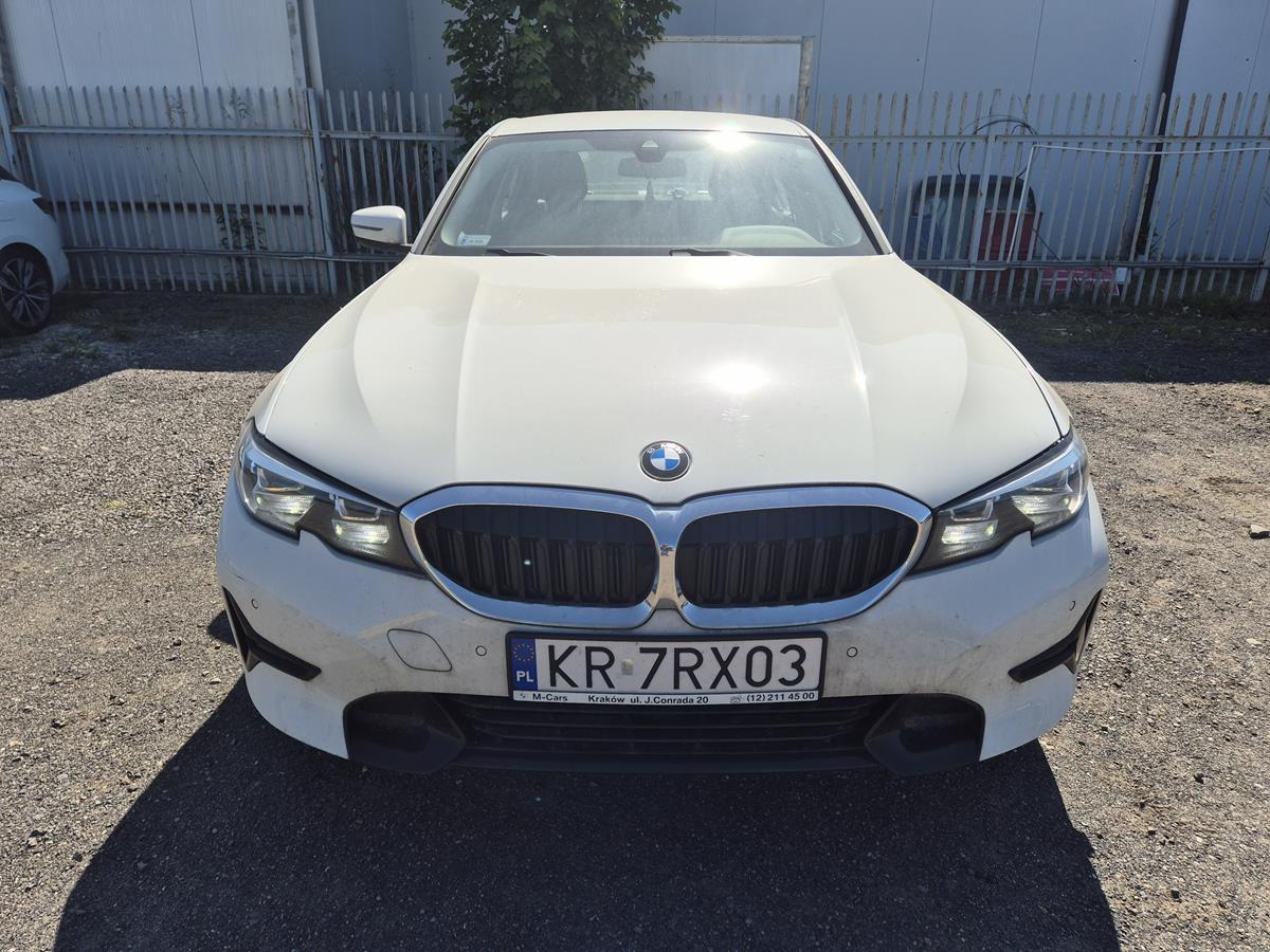 BMW 318 I SPORT LINE SEDAN - Sedaan: pilt 5 BMW 318 I SPORT LINE SEDAN - Sedaan: pilt 5