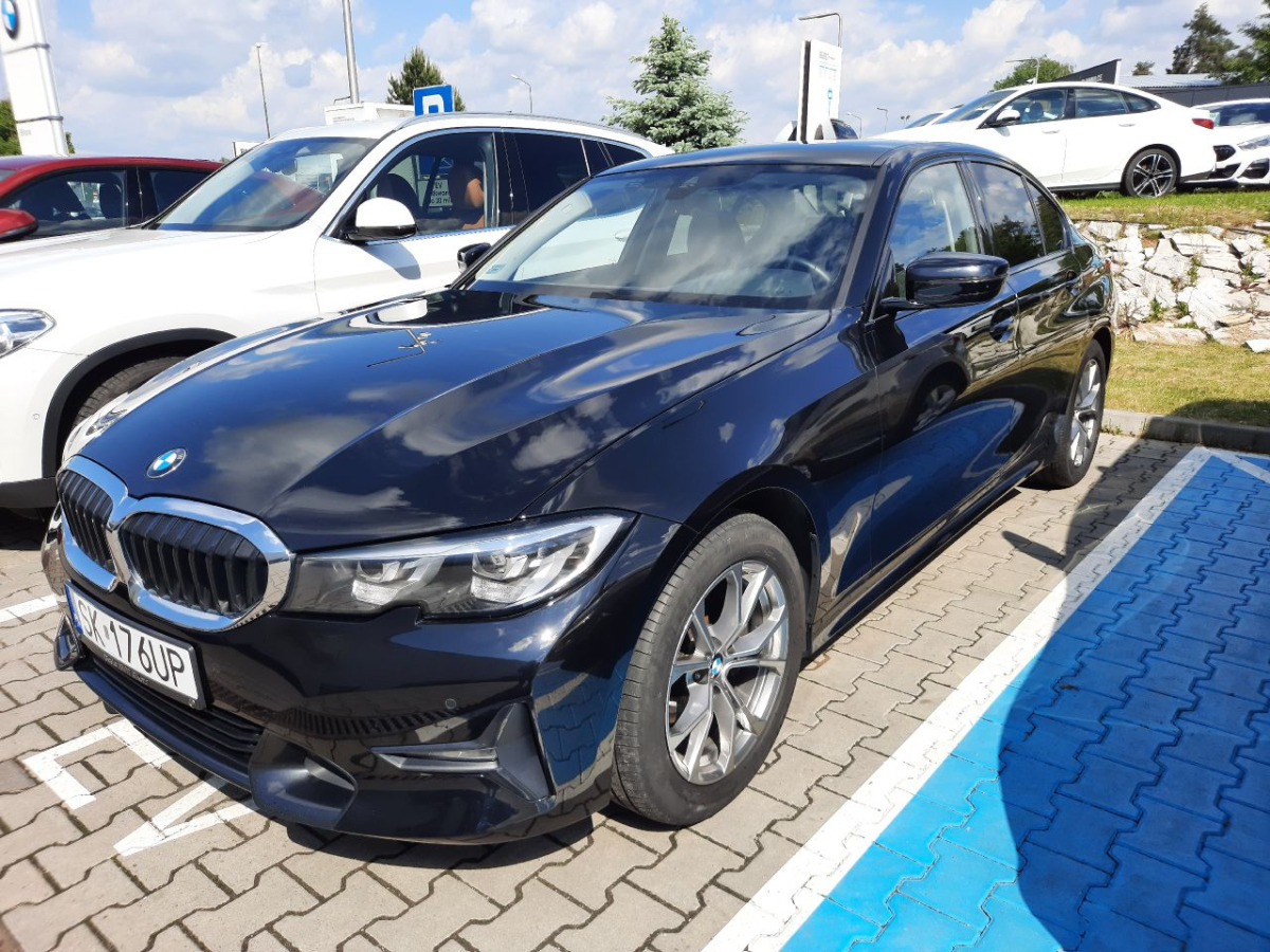 BMW 318 I SPORT LINE SEDAN - Sedaan: pilt 2 BMW 318 I SPORT LINE SEDAN - Sedaan: pilt 2