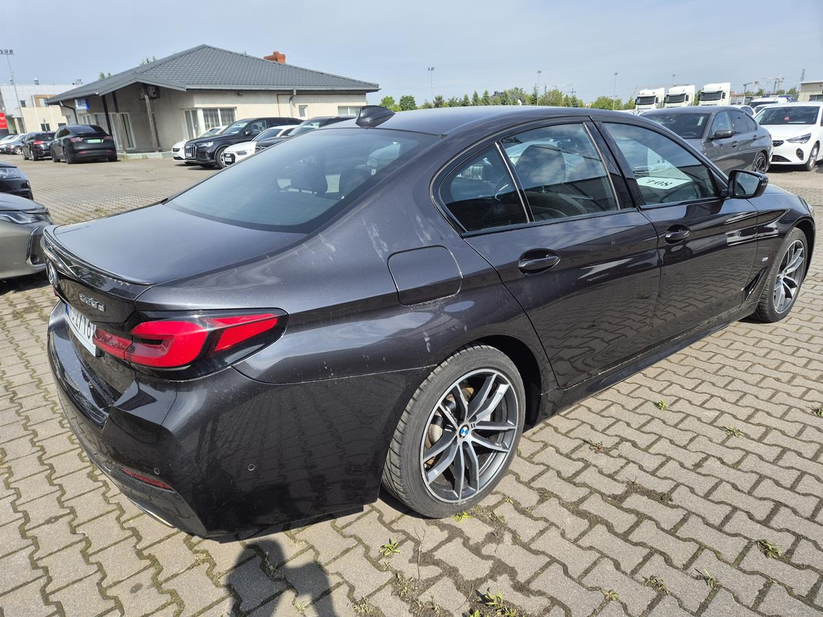 BMW 520D XDRIVE SEDAN - Sedaan: pilt 4 BMW 520D XDRIVE SEDAN - Sedaan: pilt 4