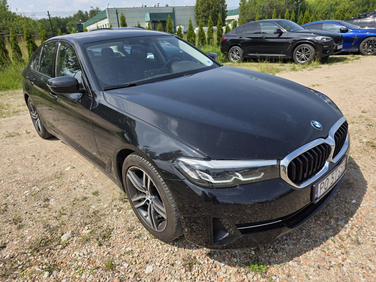 BMW 520i SEDAN - Sedaan: pilt 1 BMW 520i SEDAN - Sedaan: pilt 1
