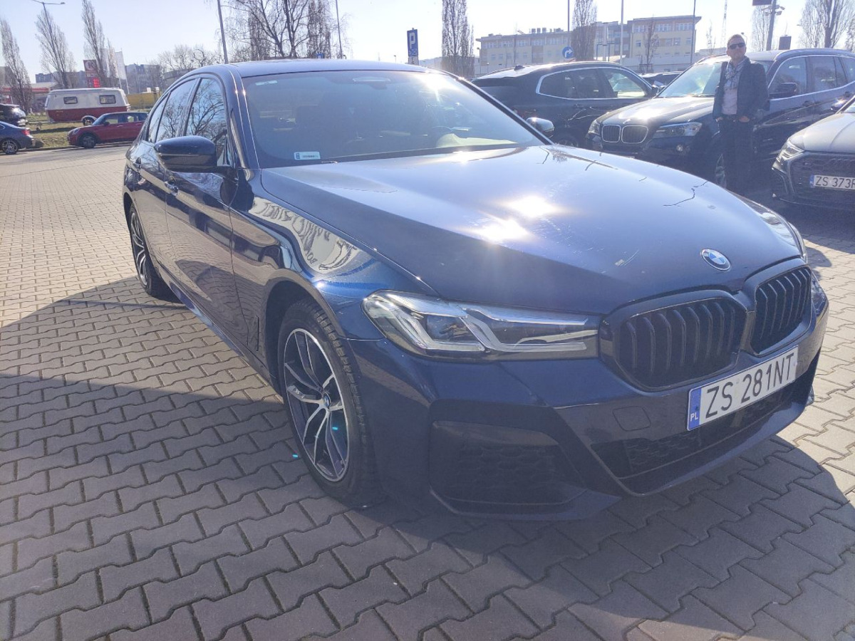 BMW 530e xDrive M Sport SEDAN - Sedaan: pilt 1 BMW 530e xDrive M Sport SEDAN - Sedaan: pilt 1