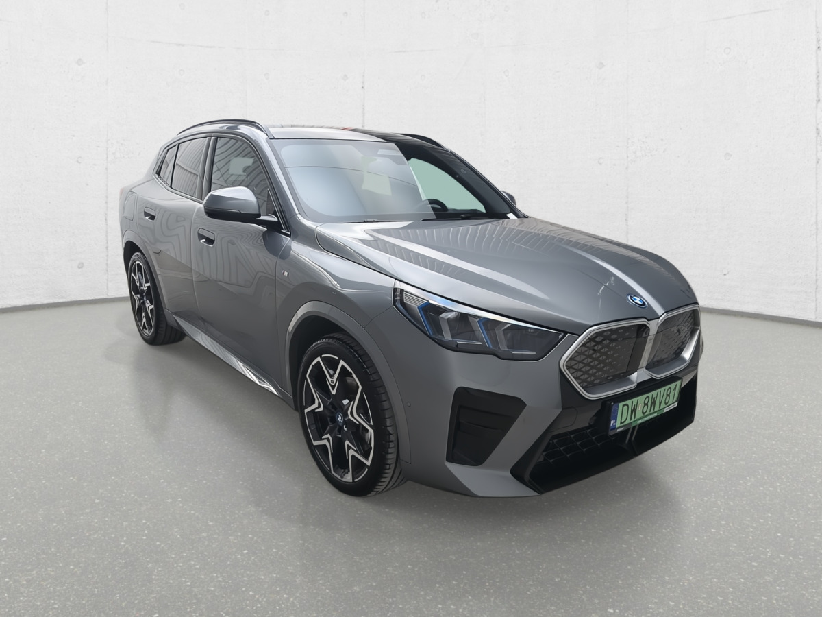 BMW IX2 XDRIVE30 SUV - Maastur: pilt 2 BMW IX2 XDRIVE30 SUV - Maastur: pilt 2