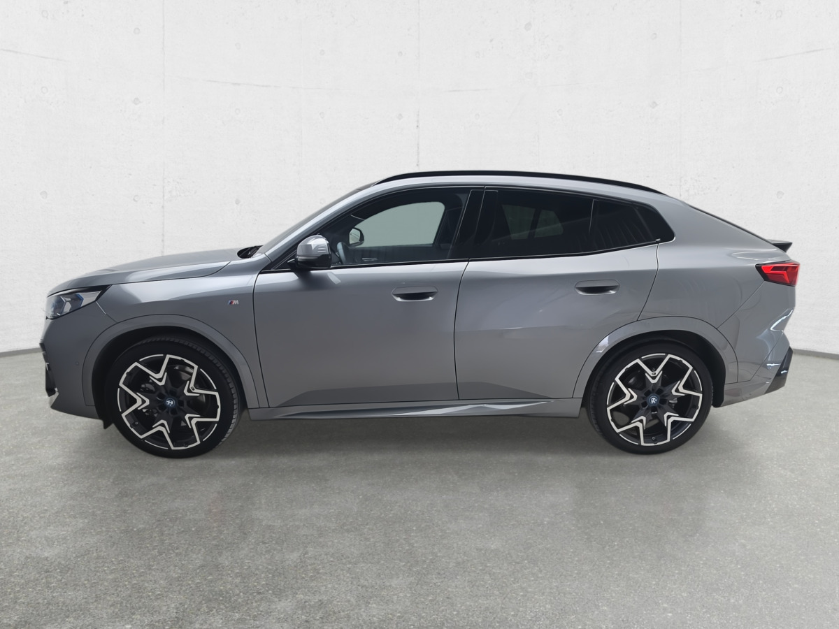 BMW IX2 XDRIVE30 SUV - Maastur: pilt 5 BMW IX2 XDRIVE30 SUV - Maastur: pilt 5