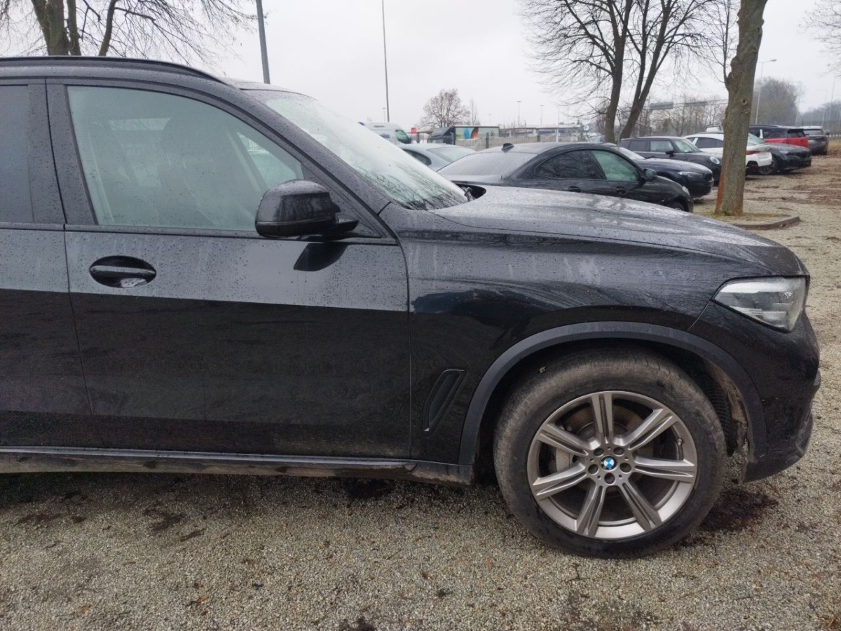 BMW X5 XDRIVE25D KOMBI - Auto: pilt 4 BMW X5 XDRIVE25D KOMBI - Auto: pilt 4