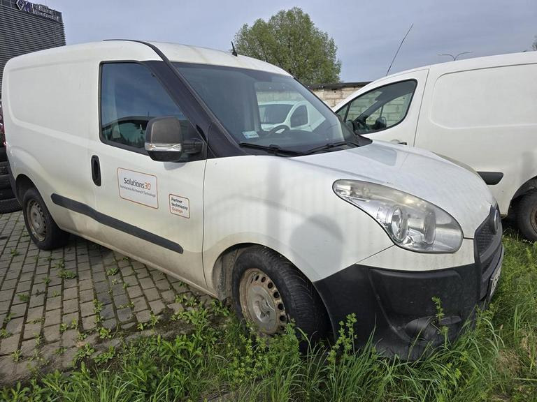 FIAT DOBLO FURGON BLASZAK - Kaubik: pilt 1 FIAT DOBLO FURGON BLASZAK - Kaubik: pilt 1