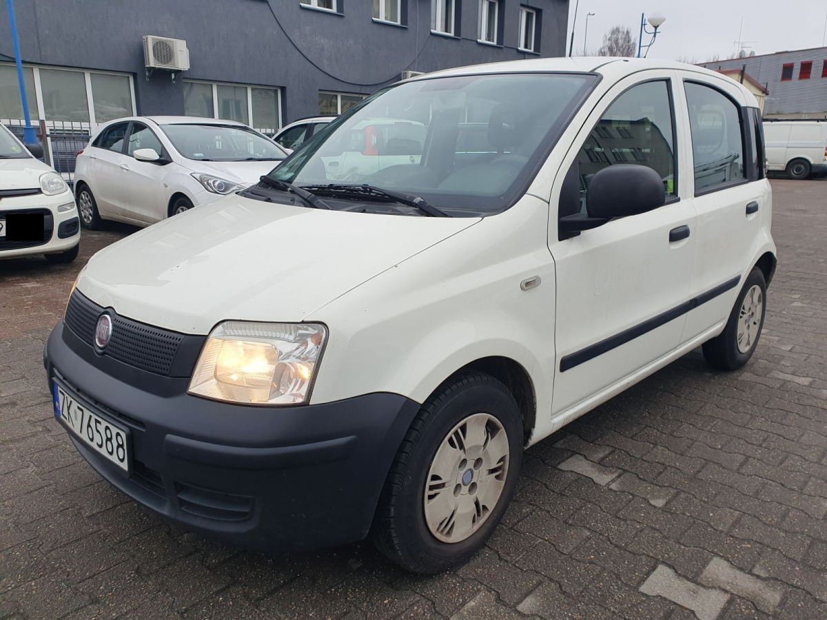 FIAT PANDA HATCHBACK - Auto: pilt 2 FIAT PANDA HATCHBACK - Auto: pilt 2