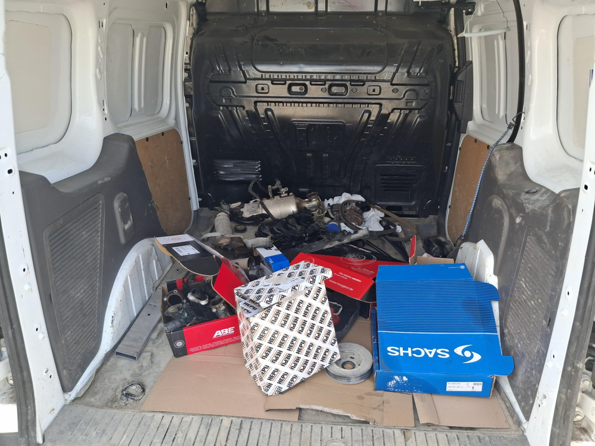 Auto FORD TRANSIT CONNECT VAN: pilt 13