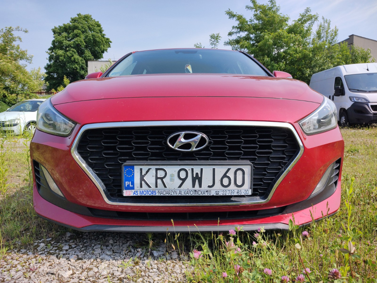 HYUNDAI I30 HATCHBACK - Luukpära: pilt 2 HYUNDAI I30 HATCHBACK - Luukpära: pilt 2