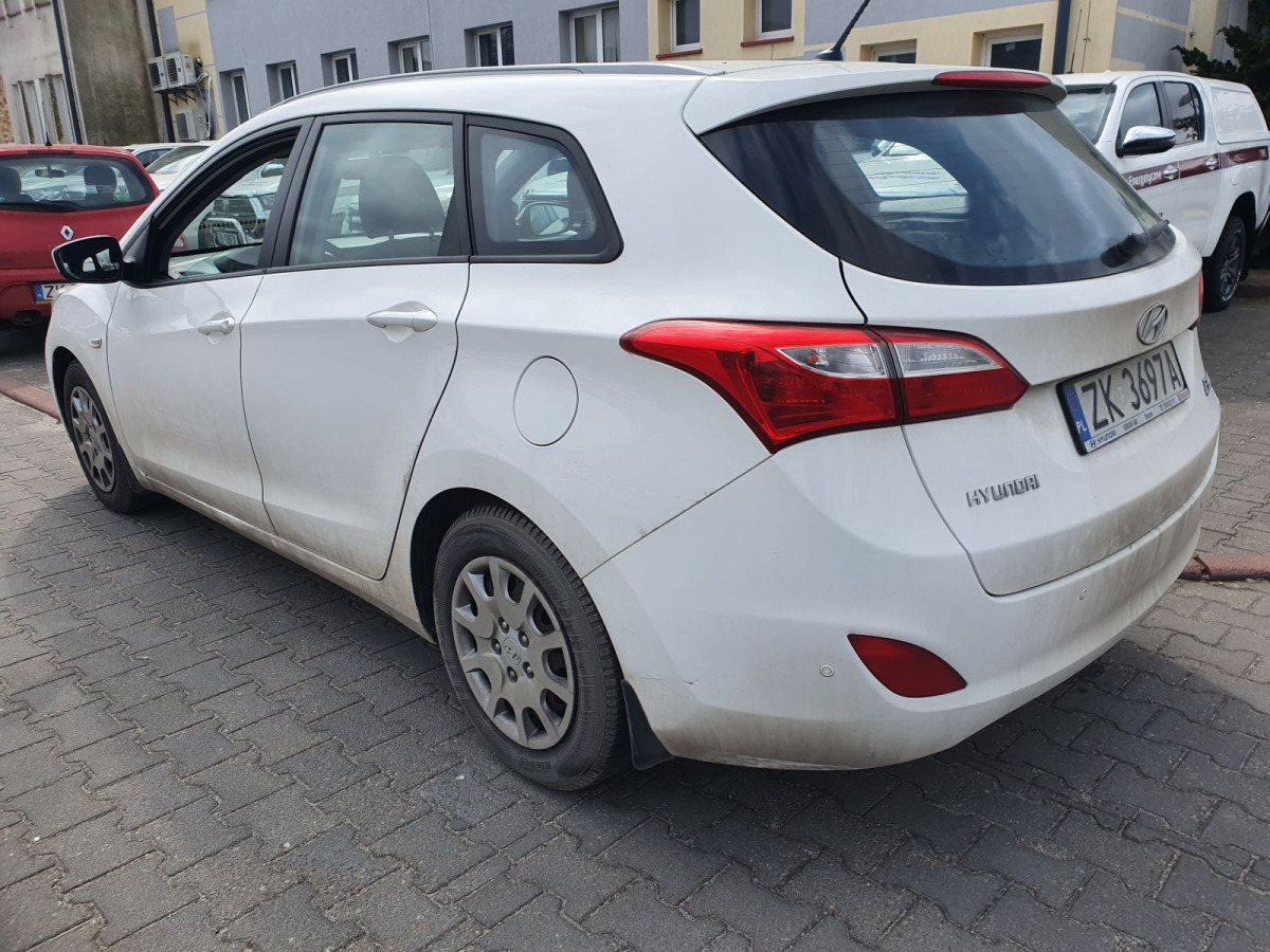 HYUNDAI I30 KOMBI - Auto: pilt 4 HYUNDAI I30 KOMBI - Auto: pilt 4
