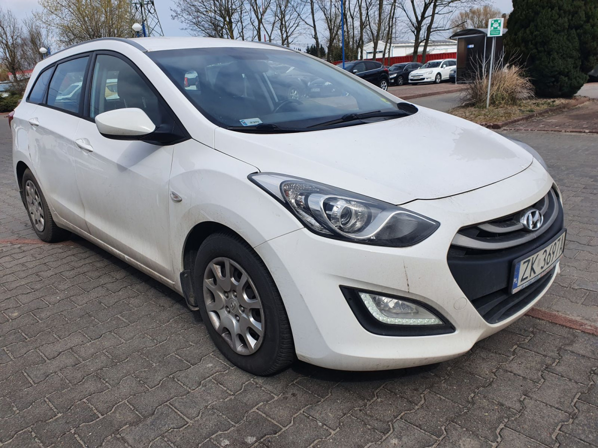 HYUNDAI I30 KOMBI - Auto: pilt 1 HYUNDAI I30 KOMBI - Auto: pilt 1