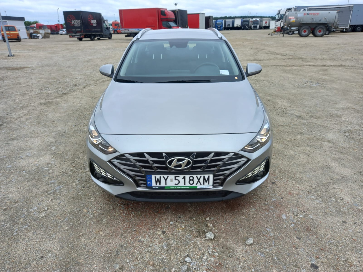 HYUNDAI I30 SUV - Maastur: pilt 3 HYUNDAI I30 SUV - Maastur: pilt 3