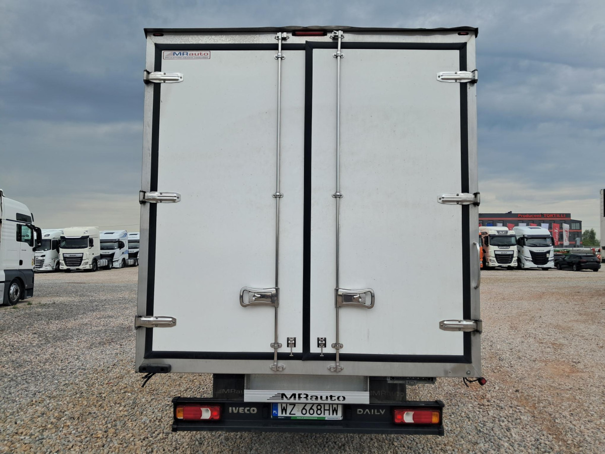 IVECO DAILY 50C18 CHŁODNIA/IZOTERMA - Tarbesõiduk külmik: pilt 5 IVECO DAILY 50C18 CHŁODNIA/IZOTERMA - Tarbesõiduk külmik: pilt 5
