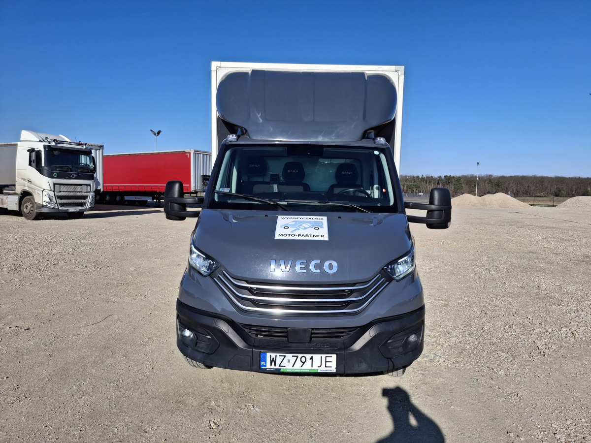 IVECO DAILY 50C18 KONTENER Z WINDĄ - Kasti veoauto: pilt 3 IVECO DAILY 50C18 KONTENER Z WINDĄ - Kasti veoauto: pilt 3