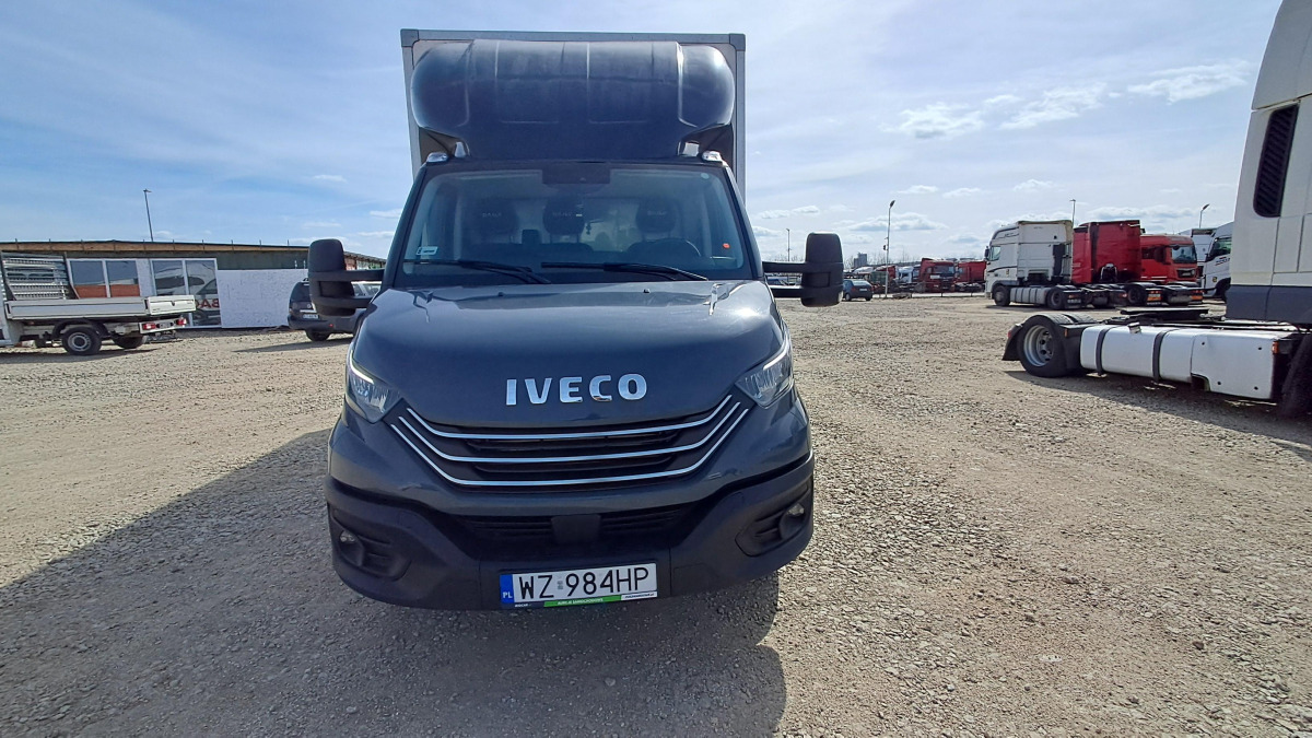 IVECO DAILY 50C18 KONTENER Z WINDĄ - Tarbesõiduk furgoon: pilt 2 IVECO DAILY 50C18 KONTENER Z WINDĄ - Tarbesõiduk furgoon: pilt 2