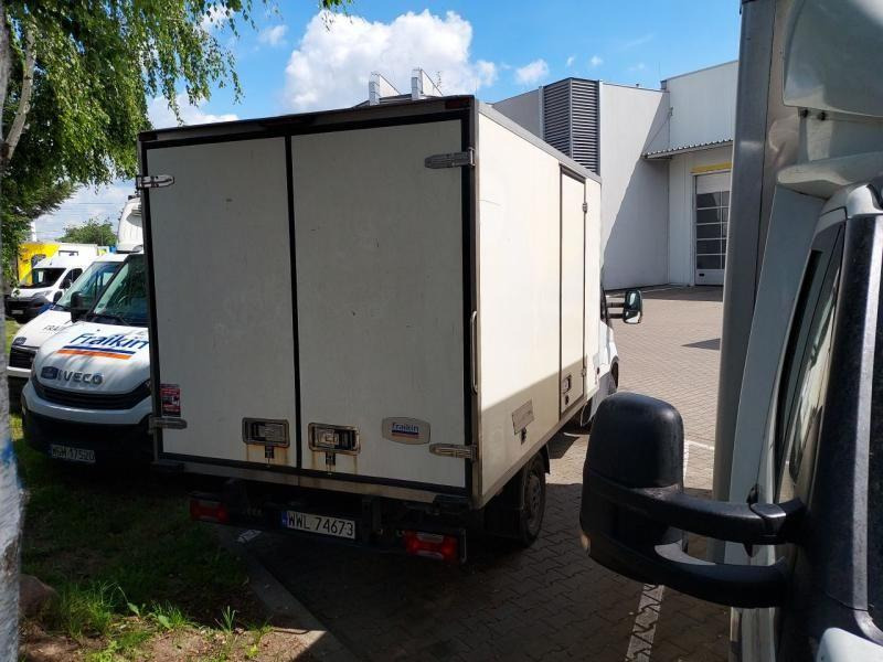 IVECO DAILY CHŁODNIA/IZOTERMA - Tarbesõiduk külmik: pilt 4 IVECO DAILY CHŁODNIA/IZOTERMA - Tarbesõiduk külmik: pilt 4