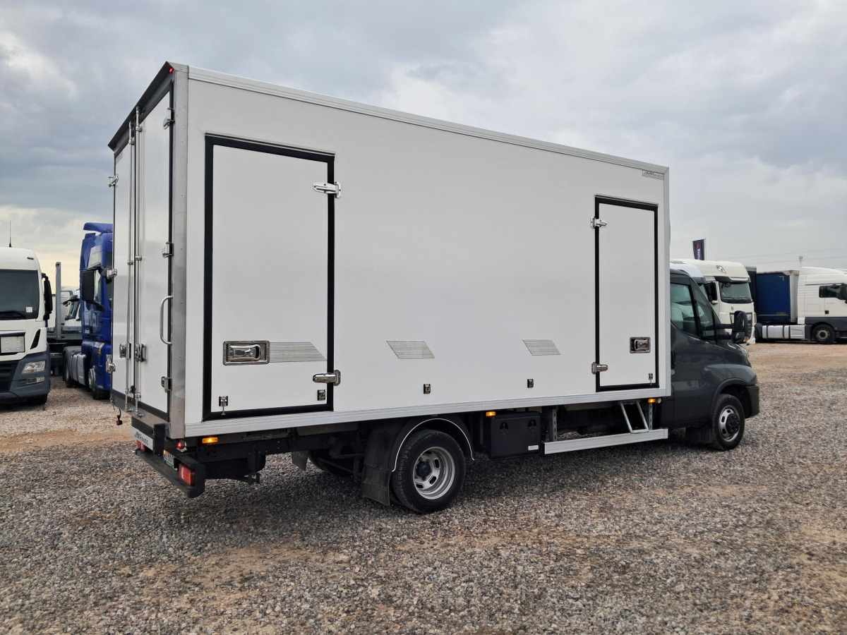 IVECO DAILY IZOTERMICZNY - Tarbesõiduk külmik: pilt 4 IVECO DAILY IZOTERMICZNY - Tarbesõiduk külmik: pilt 4
