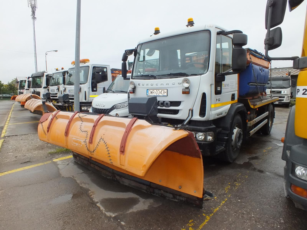 IVECO ML SKRZYNIOWY - Lumekoristusmasina: pilt 2 IVECO ML SKRZYNIOWY - Lumekoristusmasina: pilt 2