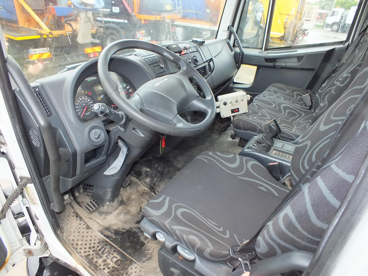 IVECO ML SPECJALISTYCZNY - Lumekoristusmasina: pilt 5 IVECO ML SPECJALISTYCZNY - Lumekoristusmasina: pilt 5