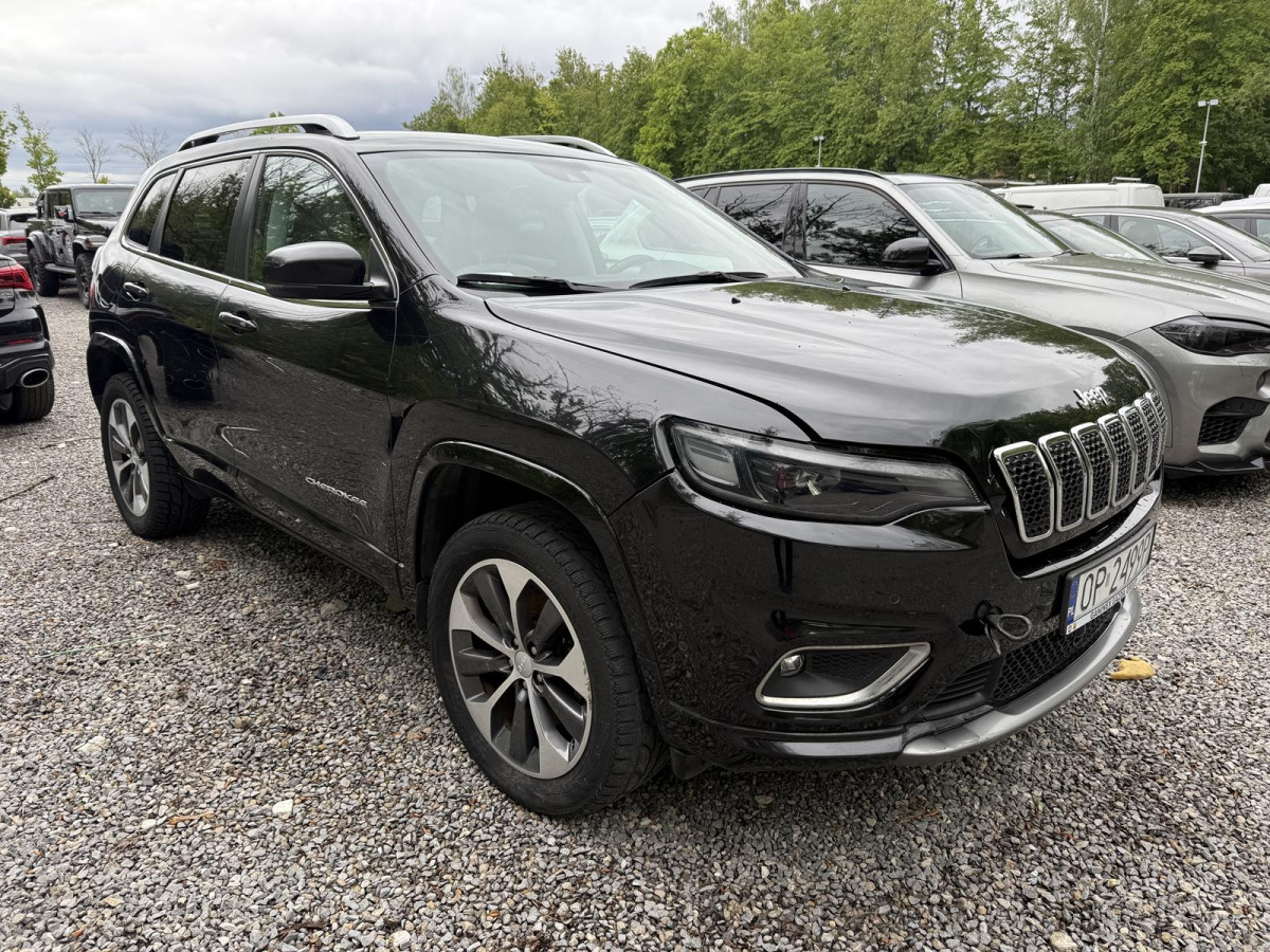 JEEP CHEROKEE OVERLAND 2.0 TURBO AWD AT SUV USZKODZONY SILNIK - Maastur: pilt 1 JEEP CHEROKEE OVERLAND 2.0 TURBO AWD AT SUV USZKODZONY SILNIK - Maastur: pilt 1