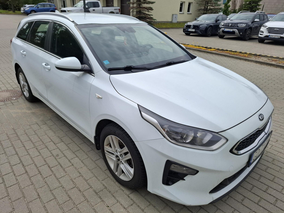 KIA CEED KOMBI - Auto: pilt 1 KIA CEED KOMBI - Auto: pilt 1