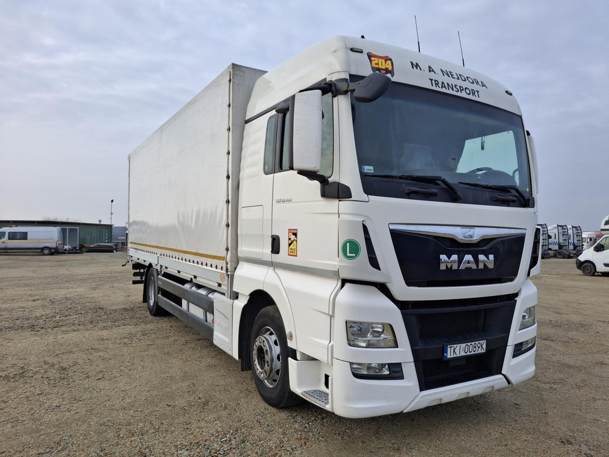 MAN TGX 18.400 SOLÓWKA - Tent veoauto: pilt 1 MAN TGX 18.400 SOLÓWKA - Tent veoauto: pilt 1