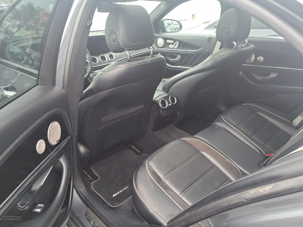 Sedaan MERCEDES BENZ AMG E63S SEDAN: pilt 7