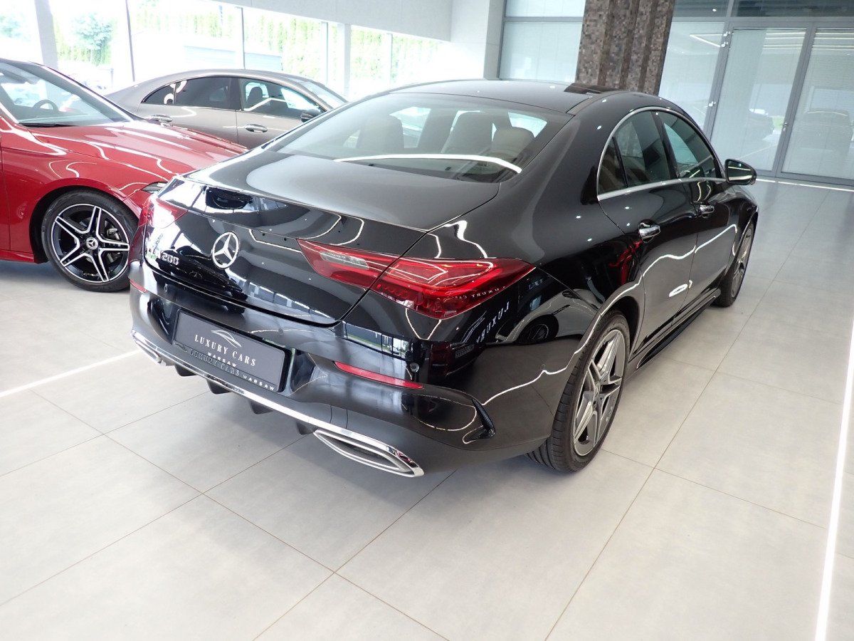 MERCEDES BENZ CLA 200 SEDAN - Sedaan: pilt 3 MERCEDES BENZ CLA 200 SEDAN - Sedaan: pilt 3