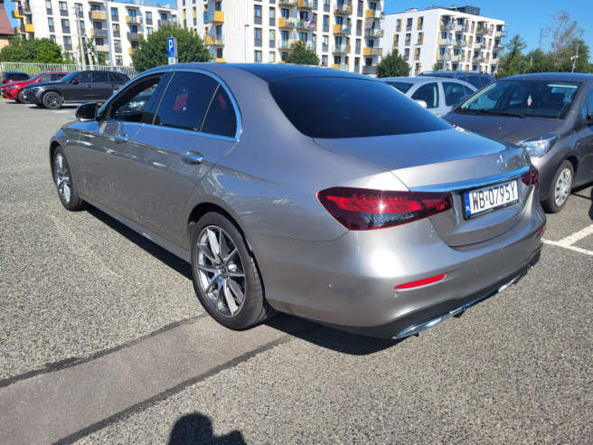 MERCEDES BENZ E 220 SEDAN - Sedaan: pilt 4 MERCEDES BENZ E 220 SEDAN - Sedaan: pilt 4